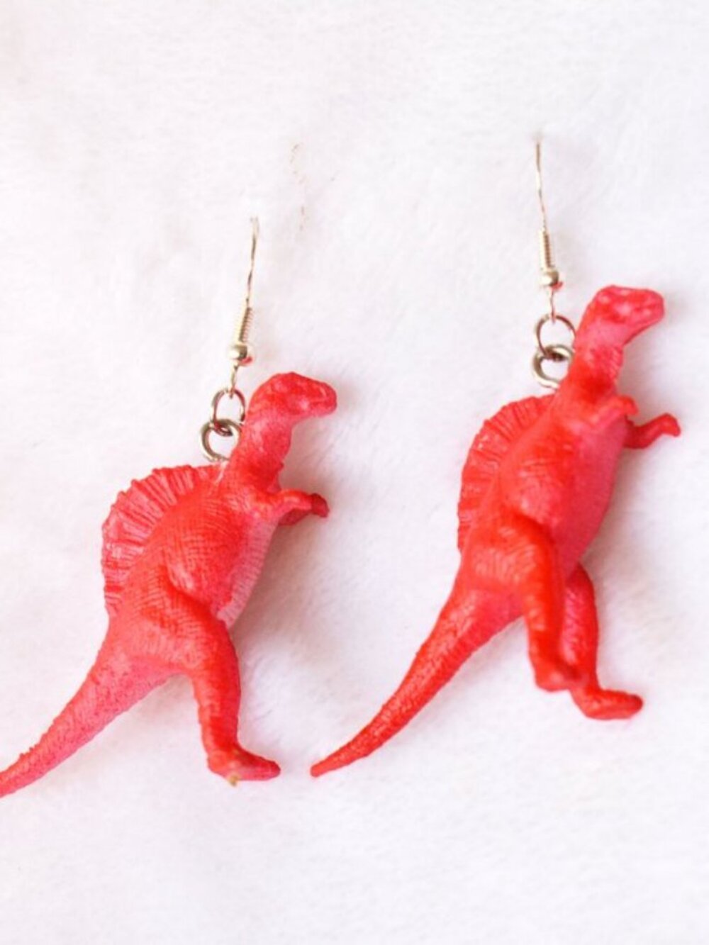❤️ Red Dinosaur Statement Earrings - Picture 3 of 5